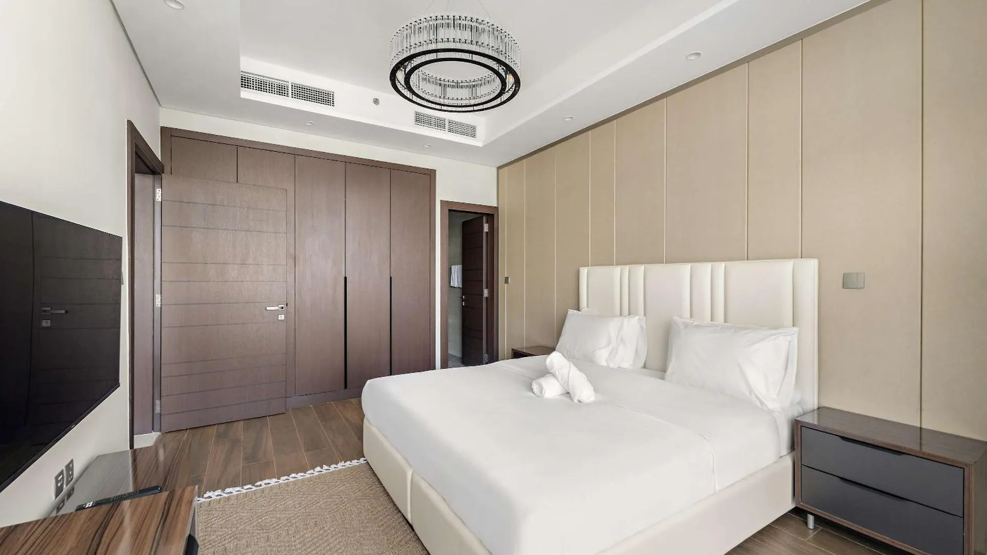 Chic One-Bedroom In New Residence In Business Bay Dubai Daire